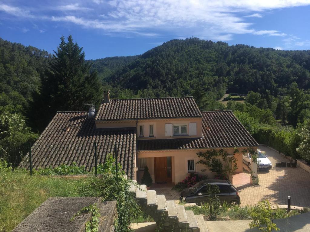 Les Ollieres Sur Eyrieux - La Maison Du Bonheur Esterno foto